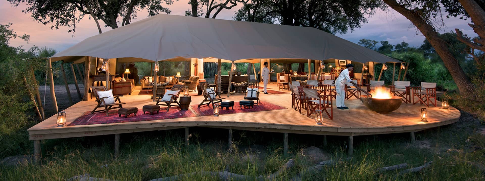 The exquisite main deck at Duba Explorers camp