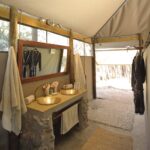 Bathroom decor details at Meno a Kwena