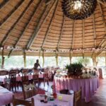 Planet Baobab - Restaurant & chandelier