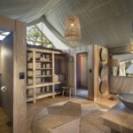 Chic safari bathroom at Sable Alley