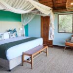 The guest room at leroo la tau