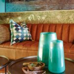 Colour decor at Leroo La Tau Lodge