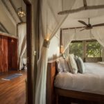 The bathrooms at Shinde are set behind the bedroom and features indoor and outdoor showers