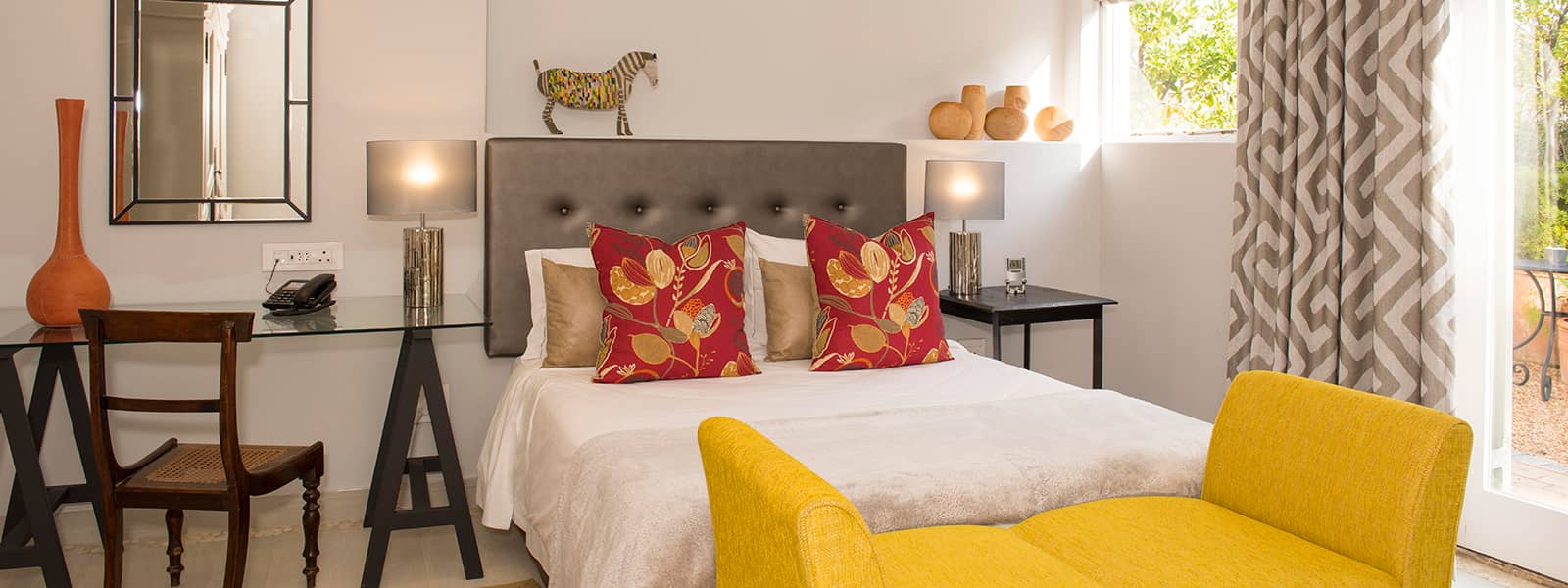 Four Rosmead contemporary room layout luxury room