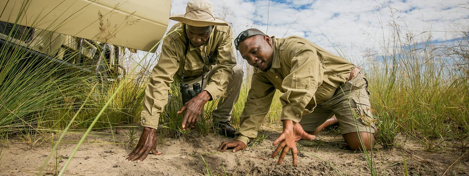 Tracking spoor at Bushman Plains Camp