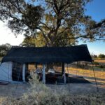 The walk in guest tents all feature en-suite bathrooms