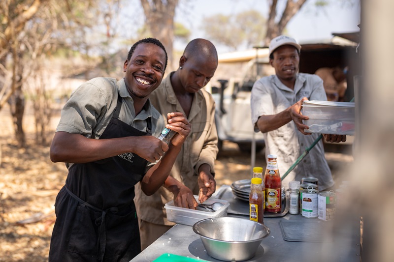 Enjoy delicious food cooked on the fire on the Caracal safari