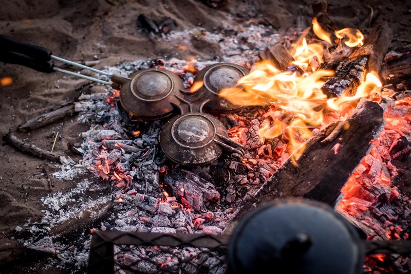 Breakfast over the coals in Mababe