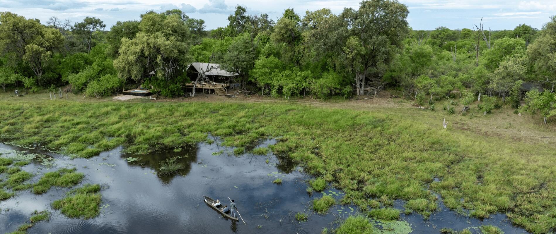 MmaTsebe Tented Camp set on the Mbudi River in Khwai.